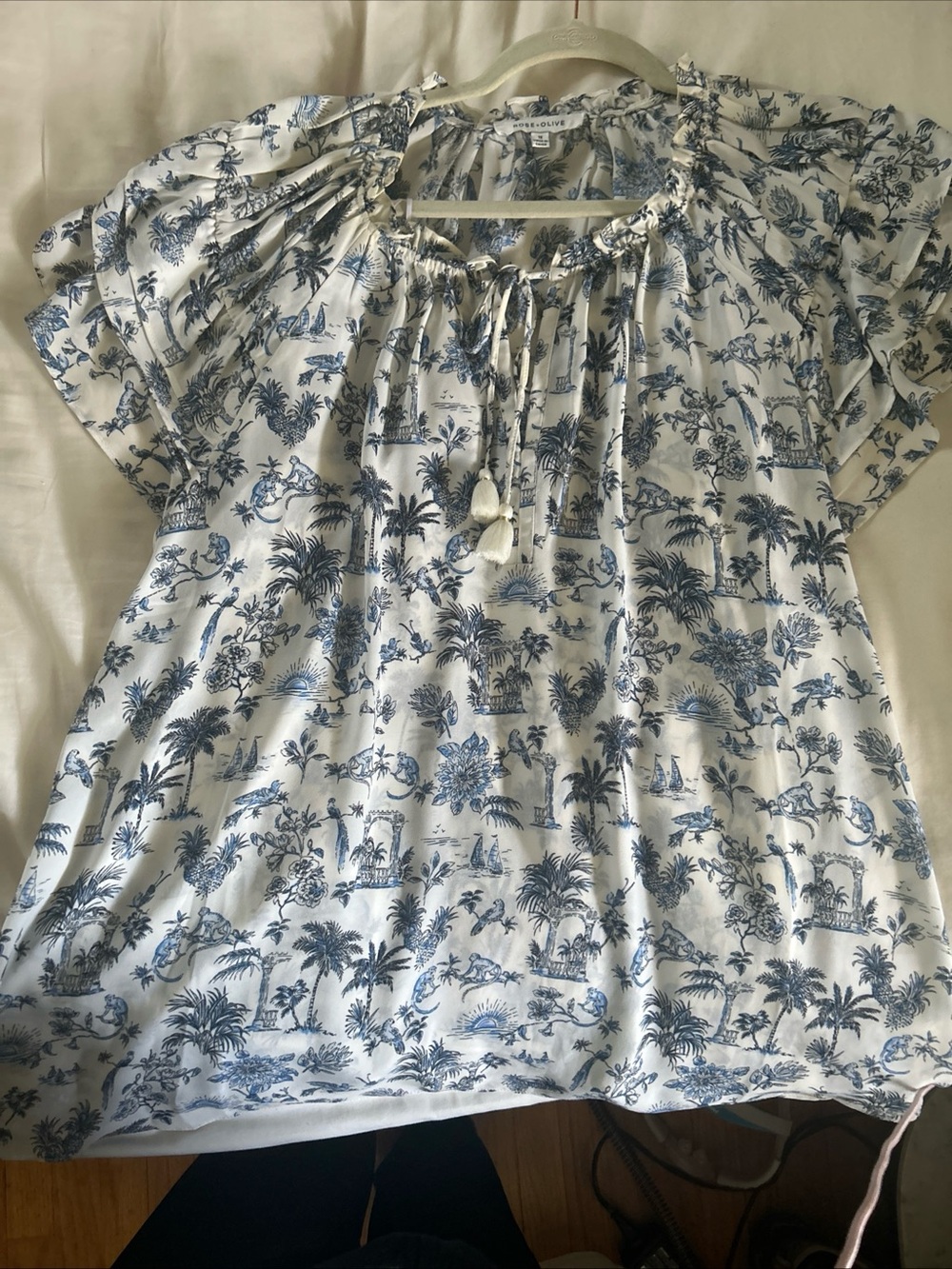 Rose & Olive White and Blue Botanical Tassel Flutter Sleeve Blouse - Picture 2 of 10